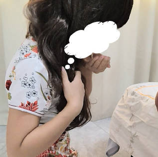 海角社区・妈妈手里捧着儿子射在嘴里流出的精液看向倒头就睡的儿子后陷入深思